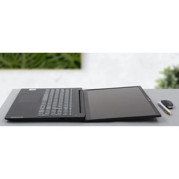لپ تاپ لنوو V15  R5-7520U/8GB/512GB SSD/2G-VEGA3 انتخابی مناسب برای افرادی است که به دنبال یک لپ‌تاپ سبک و سریع هستند. با خرید این محصول به بهره‌وری خود افزوده کنید!